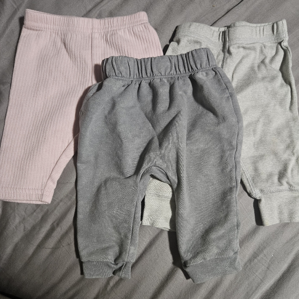 💝💝5/$25💝💝Gerber Kids' Sweatpants Set - Pink, Gray, and Light Gray
